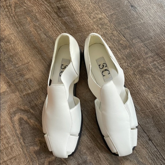 Vintage 90’s brand new white genuine leather fisherman sandals - Picture 4 of 11